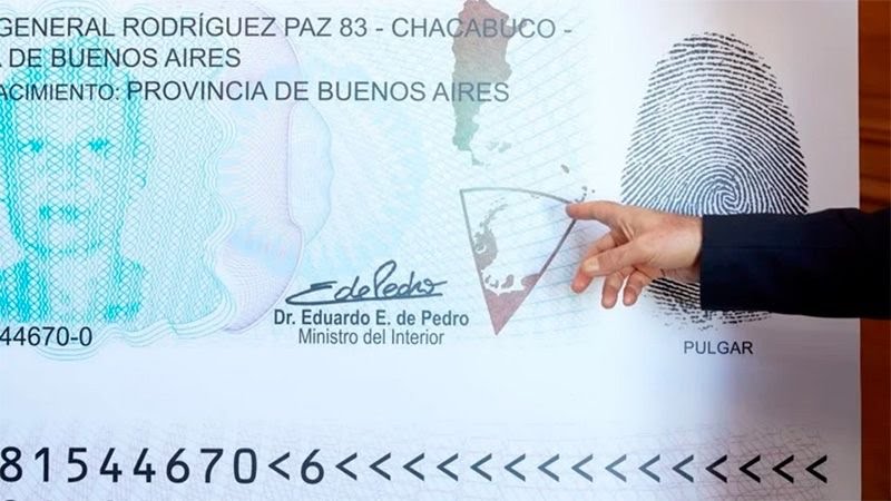 El Gobierno oficializ&oacute; el nuevo dise&ntilde;o del DNI